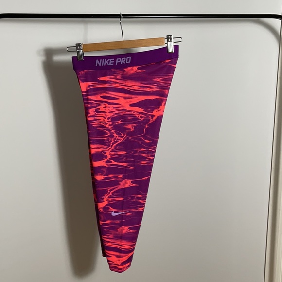 Nike PRO Dri-Fit Cropped Leggings